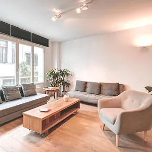 Light House Lodge. In Center Of Appartement Antwerpen